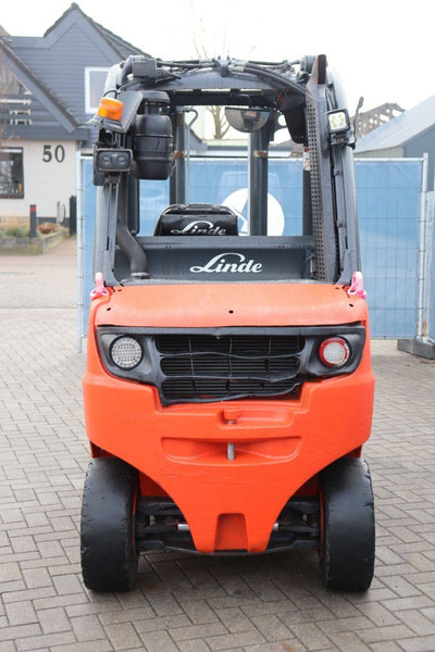 Linde H35D-02 - Diesel forklift: picture 5 Linde H35D-02 - Diesel forklift: picture 5