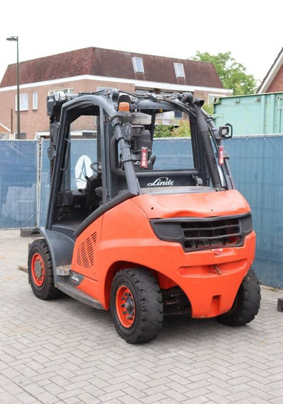 Linde H40D-02 - Diesel forklift: picture 4 Linde H40D-02 - Diesel forklift: picture 4