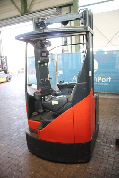 Linde R14X-03 - Reach truck: picture 5 Linde R14X-03 - Reach truck: picture 5