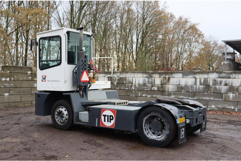 MOL YM 180/4X2 - Terminal tractor: picture 3 MOL YM 180/4X2 - Terminal tractor: picture 3