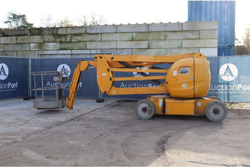 Manitou 150 AETJ COMPACT - Articulated boom: picture 3 Manitou 150 AETJ COMPACT - Articulated boom: picture 3