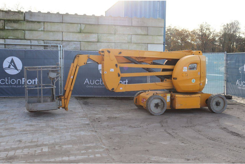 Manitou 150 AETJ COMPACT - Articulated boom: picture 1 Manitou 150 AETJ COMPACT - Articulated boom: picture 1