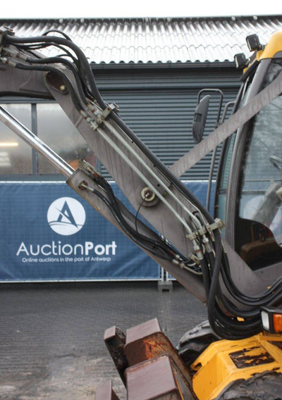 Wheel excavator Mecalac 12 MX: picture 12