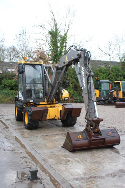 Wheel excavator Mecalac 12 MX: picture 6