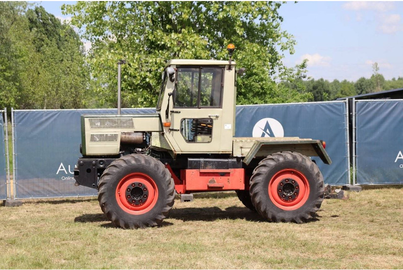 Mercedes-Benz MB Trac 800 - Farm tractor: picture 1 Mercedes-Benz MB Trac 800 - Farm tractor: picture 1