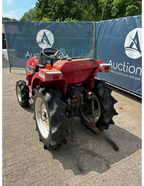 Mitsubishi MT165 - Farm tractor: picture 3 Mitsubishi MT165 - Farm tractor: picture 3