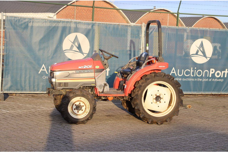 Mitsubishi MT201 - Farm tractor: picture 1 Mitsubishi MT201 - Farm tractor: picture 1