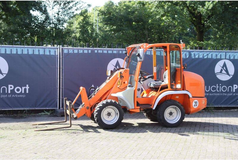 Neuson 348 - Wheel loader: picture 1 Neuson 348 - Wheel loader: picture 1