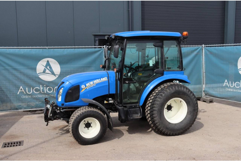 New Holland Boomer 50 - Farm tractor: picture 1 New Holland Boomer 50 - Farm tractor: picture 1