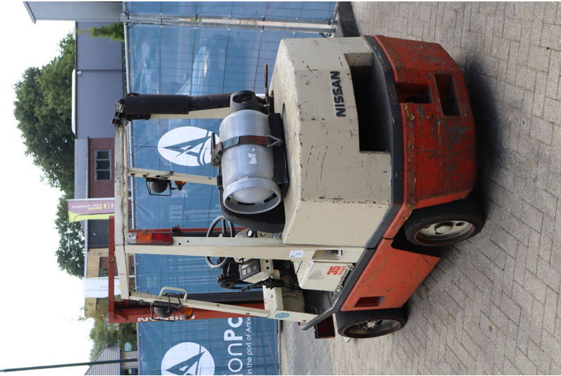 Nissan KCUGH02F350 - LPG forklift: picture 5 Nissan KCUGH02F350 - LPG forklift: picture 5