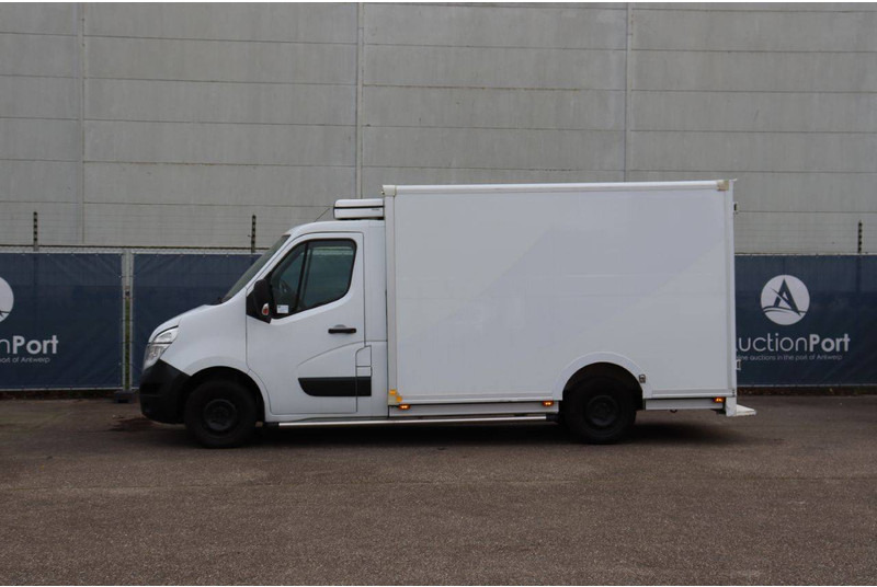 Nissan NV400 - Refrigerated delivery van: picture 2 Nissan NV400 - Refrigerated delivery van: picture 2