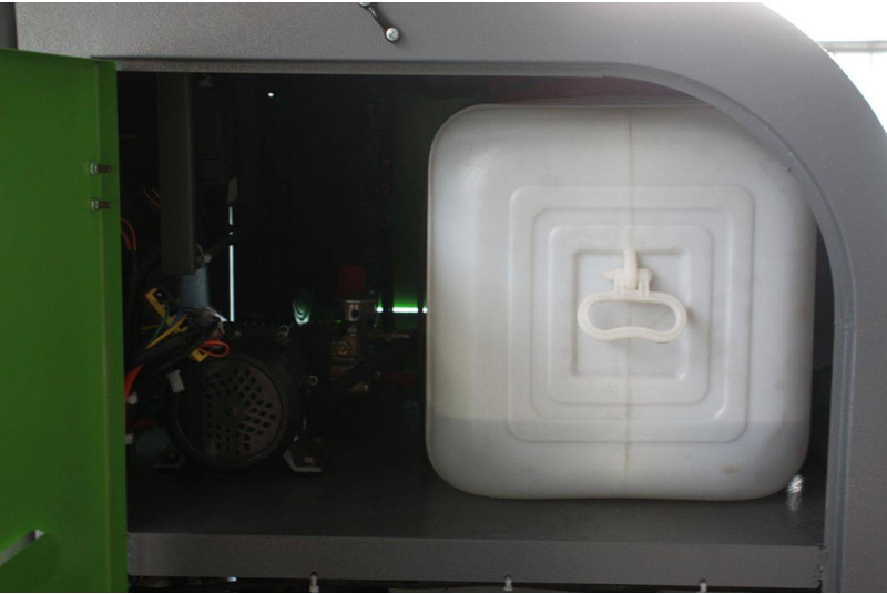 New Road sweeper Onbekend D19: picture 17