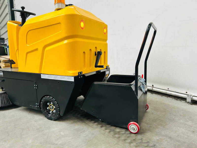 New Road sweeper Onbekend SW80: picture 11