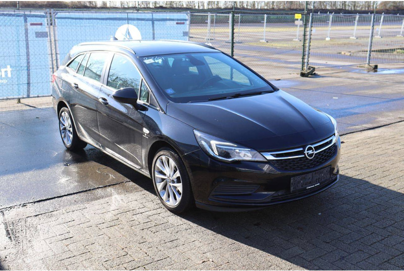 Sedan Opel Astra: picture 8
