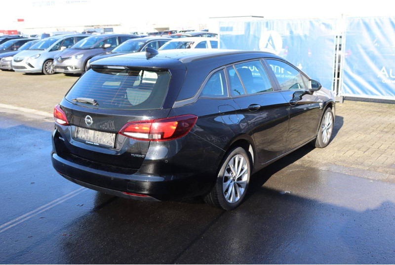 Sedan Opel Astra: picture 7