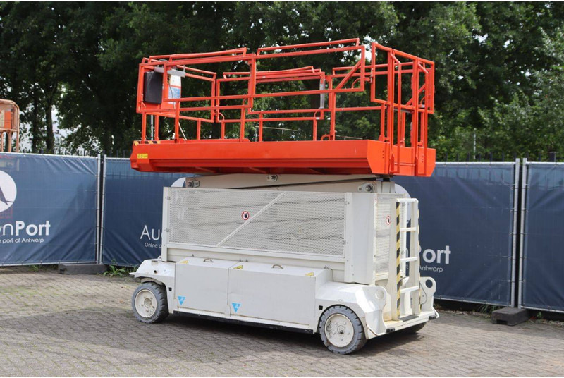 PB S151-16E - Scissor lift: picture 3 PB S151-16E - Scissor lift: picture 3