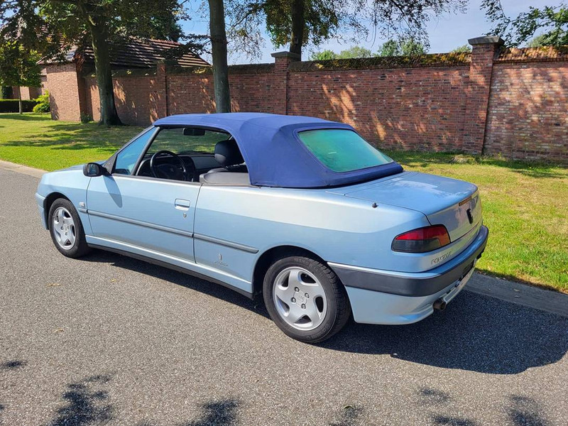Peugeot 306 Cabriolet 1.6 Automatic - Sedan: picture 3 Peugeot 306 Cabriolet 1.6 Automatic - Sedan: picture 3