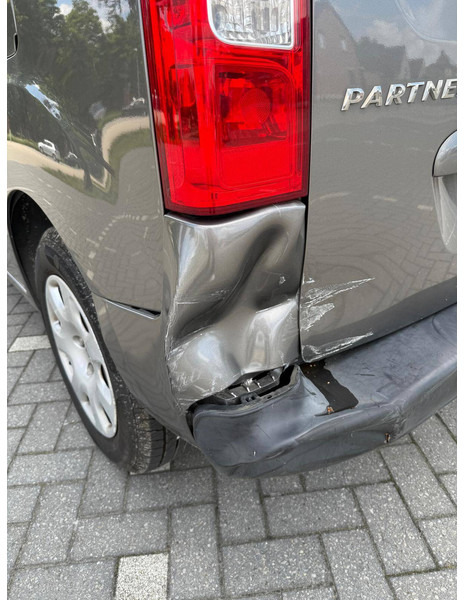 Peugeot Partner Tepee 1.6 HDI - Sedan: picture 5 Peugeot Partner Tepee 1.6 HDI - Sedan: picture 5