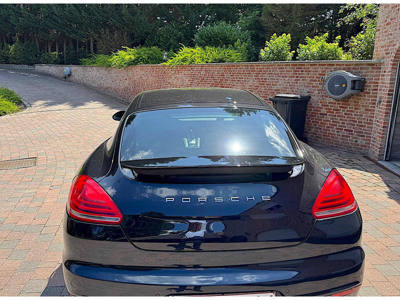 Porsche Panamera 3.0 V6 Diesel - Sedan: picture 2 Porsche Panamera 3.0 V6 Diesel - Sedan: picture 2