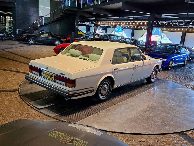 Rolls-Royce SILVER - Sedan: picture 4 Rolls-Royce SILVER - Sedan: picture 4