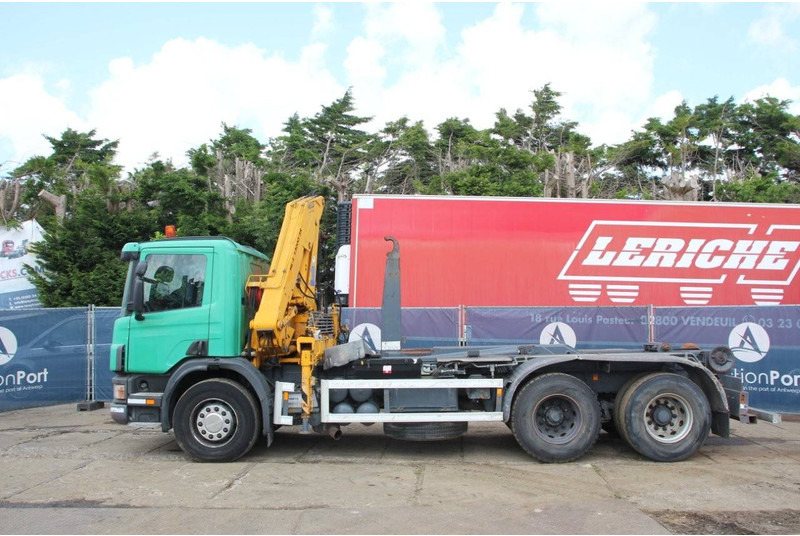 Scania 69/1299 - Hook lift truck: picture 2 Scania 69/1299 - Hook lift truck: picture 2