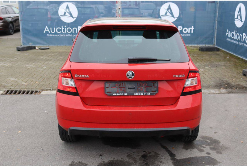 Sedan Škoda Fabia: picture 6