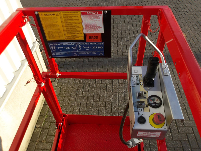 Skyjack SJ3215 - Scissor lift: picture 4 Skyjack SJ3215 - Scissor lift: picture 4