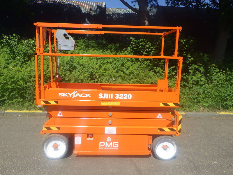 Skyjack SJ3220 - Scissor lift: picture 1 Skyjack SJ3220 - Scissor lift: picture 1