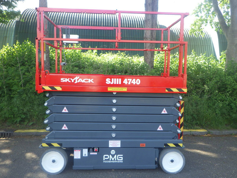 Skyjack SJ4740 - Scissor lift: picture 1 Skyjack SJ4740 - Scissor lift: picture 1
