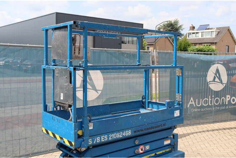 Scissor lift Skyjack SJIII-3219: picture 11