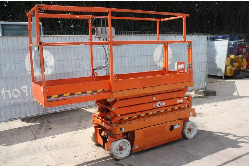 Skyjack SJIII3219 - Scissor lift: picture 1 Skyjack SJIII3219 - Scissor lift: picture 1