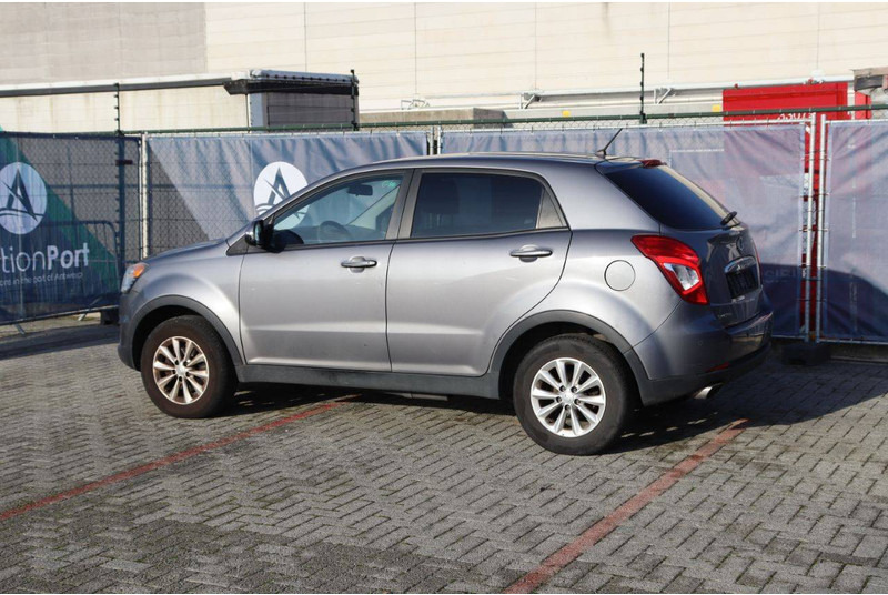 SsangYong D20T - SUV: picture 4 SsangYong D20T - SUV: picture 4