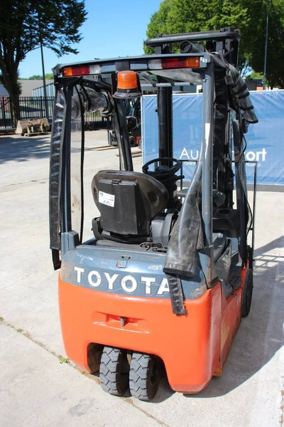 Toyota 8FBE15T - Electric forklift: picture 5 Toyota 8FBE15T - Electric forklift: picture 5