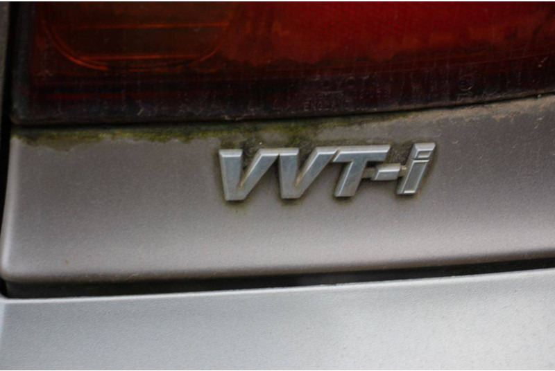 Sedan Toyota Yaris: picture 14