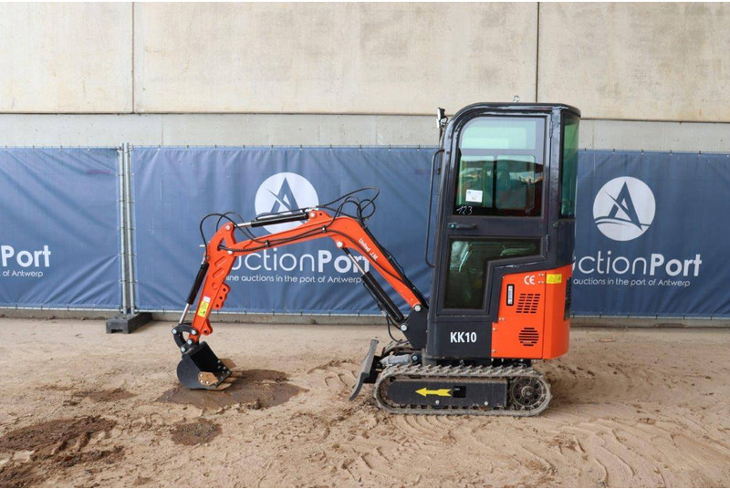United J.M. KK10 - Mini excavator: picture 2 United J.M. KK10 - Mini excavator: picture 2