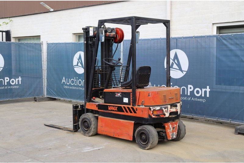 VMAX EV698.45.77 - Electric forklift: picture 4 VMAX EV698.45.77 - Electric forklift: picture 4