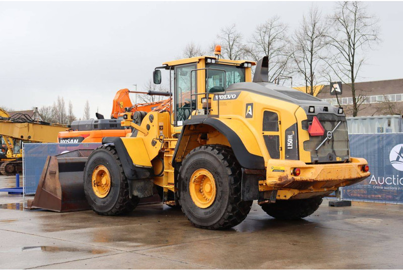 Volvo L150H - Wheel loader: picture 4 Volvo L150H - Wheel loader: picture 4