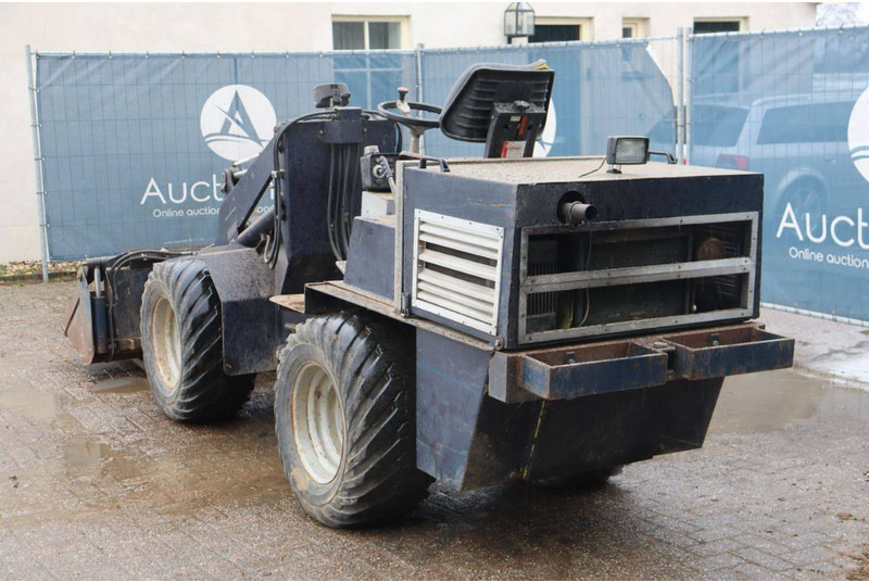 Weidemann 2002 - Wheel loader: picture 4 Weidemann 2002 - Wheel loader: picture 4