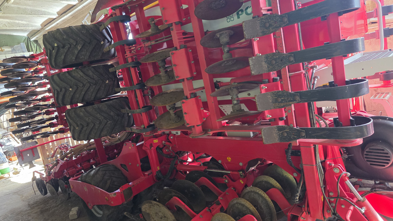 PÖTTINGER Terrasem C6 Artis - Combine seed drill: picture 2 PÖTTINGER Terrasem C6 Artis - Combine seed drill: picture 2
