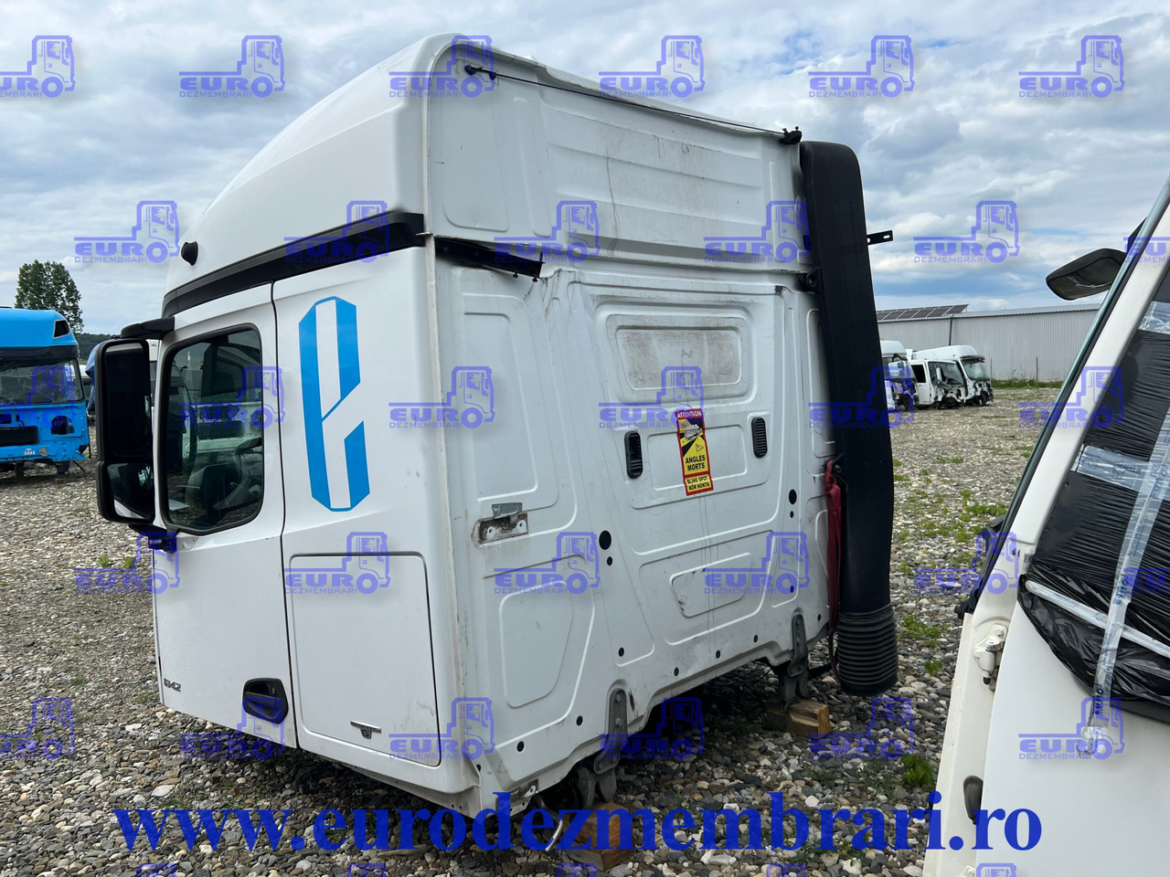 CABINA STREAMSPACE 2.5 MERCEDES ACTROS MP4 - Cab for Truck: picture 5 CABINA STREAMSPACE 2.5 MERCEDES ACTROS MP4 - Cab for Truck: picture 5