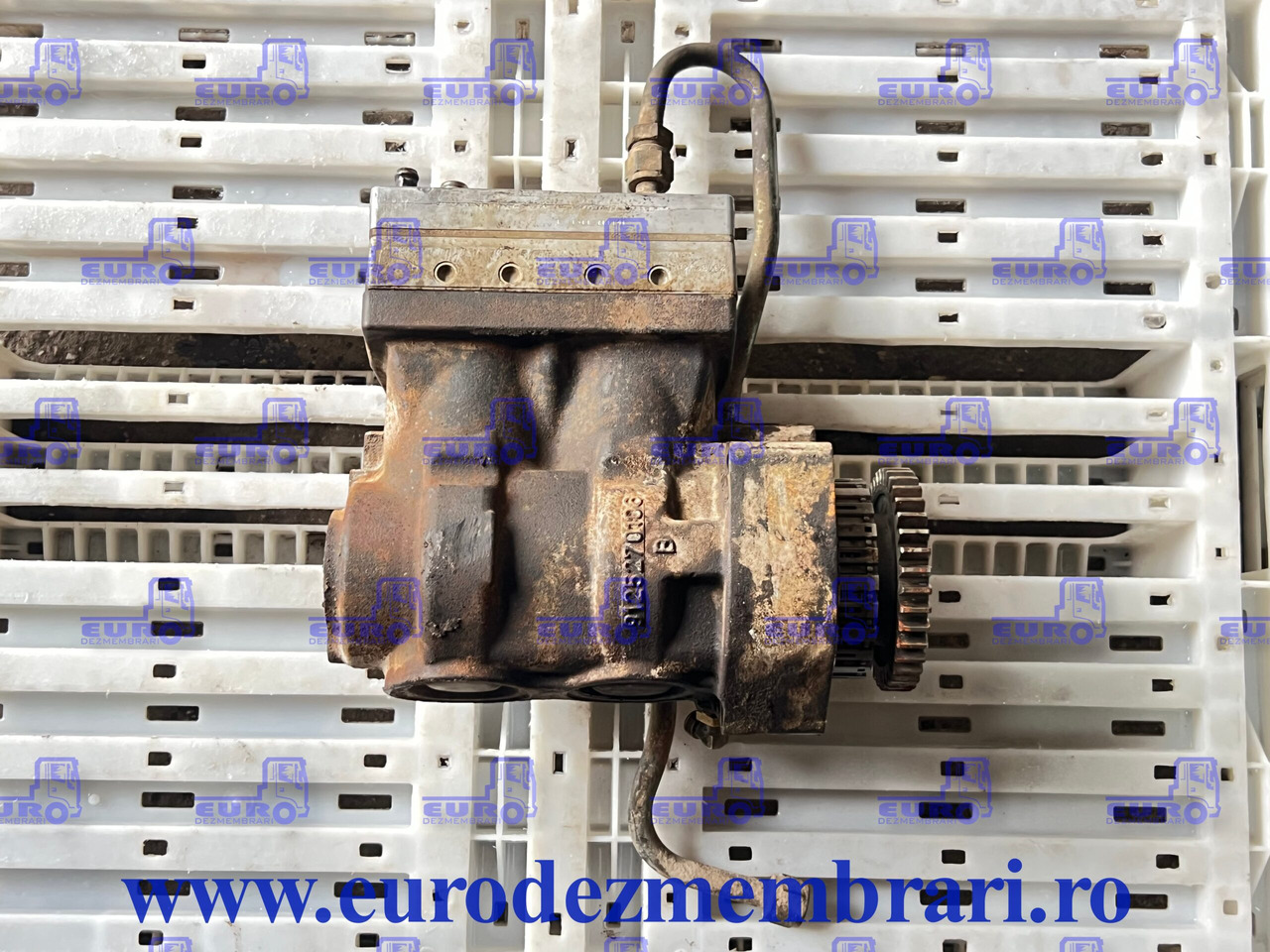COMPRESOR AER FORD CARGO F-MAX FHR6 GC462875AB, 9125270000 - Air brake compressor for Truck: picture 1 COMPRESOR AER FORD CARGO F-MAX FHR6 GC462875AB, 9125270000 - Air brake compressor for Truck: picture 1