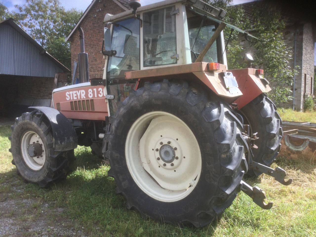 Steyr 8130 - Farm tractor: picture 2 Steyr 8130 - Farm tractor: picture 2