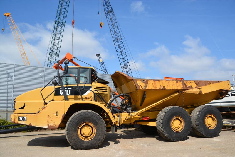Cat 735 - Articulated dumper: picture 1 Cat 735 - Articulated dumper: picture 1
