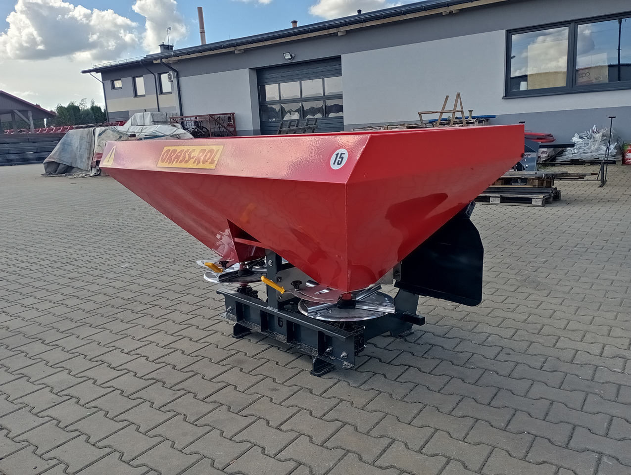Grass Rol Rozsiewacz nawozów Junior 1200 l/ Düngerstreuer 1200l/ Fertilizer spreader 1200 - Fertilizer spreader: picture 3 Grass Rol Rozsiewacz nawozów Junior 1200 l/ Düngerstreuer 1200l/ Fertilizer spreader 1200 - Fertilizer spreader: picture 3