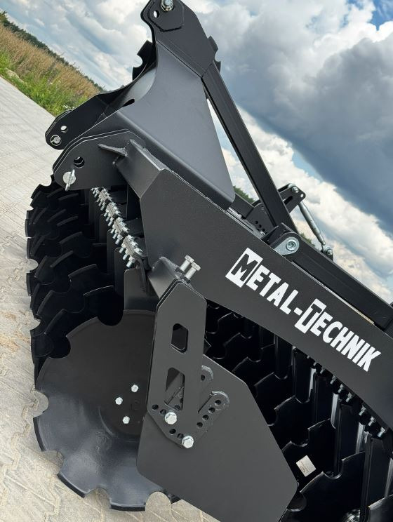 METAL-TECHNIK Brona talerzowa 2,7 m / Scheibenegge / дисковая борона / disc harrow - Disc harrow: picture 2 METAL-TECHNIK Brona talerzowa 2,7 m / Scheibenegge / дисковая борона / disc harrow - Disc harrow: picture 2