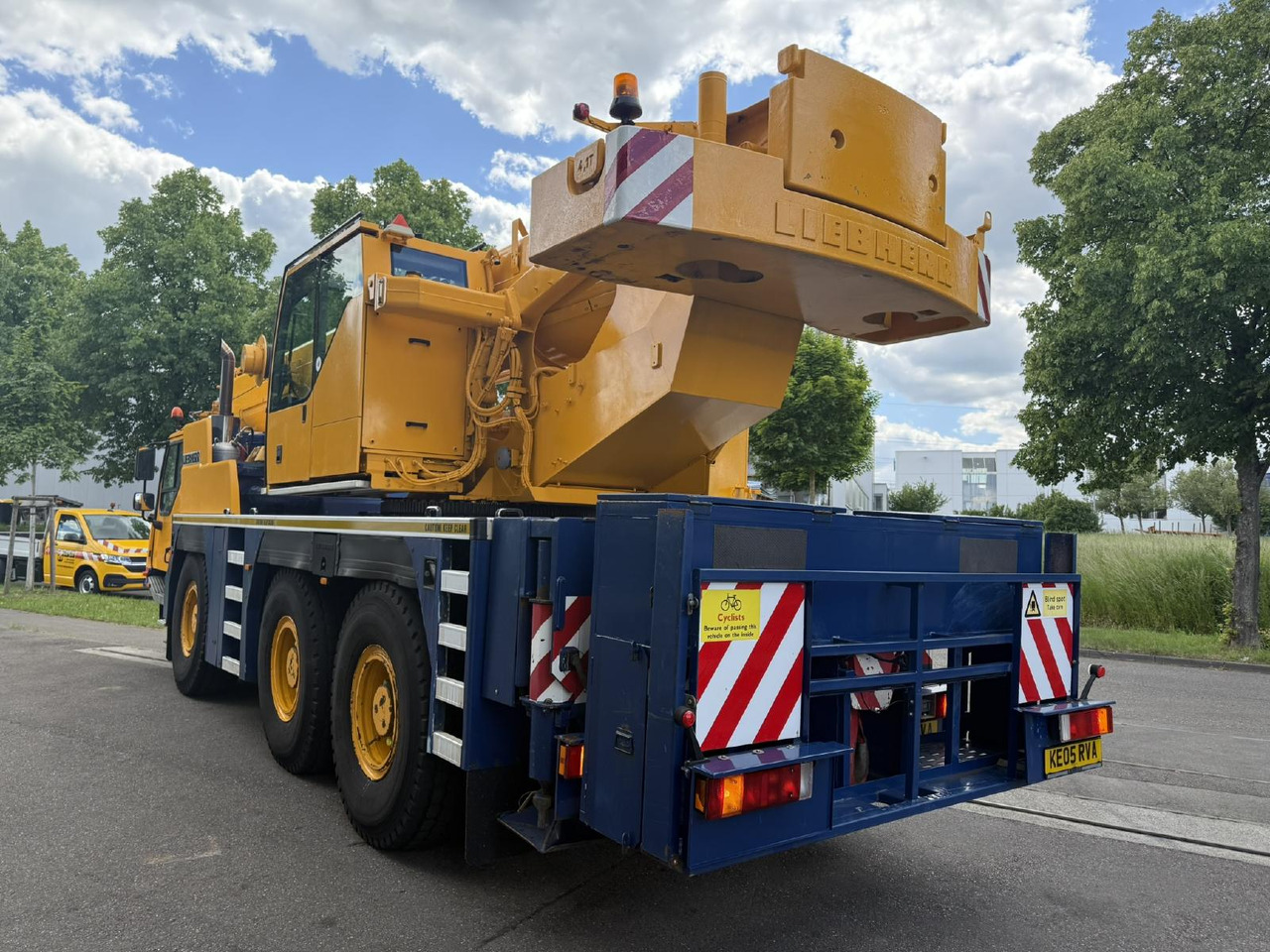 Liebherr LTM 1055-3.1 (05 - 055 855) | 6 x 6 - Mobile crane: picture 4 Liebherr LTM 1055-3.1 (05 - 055 855) | 6 x 6 - Mobile crane: picture 4