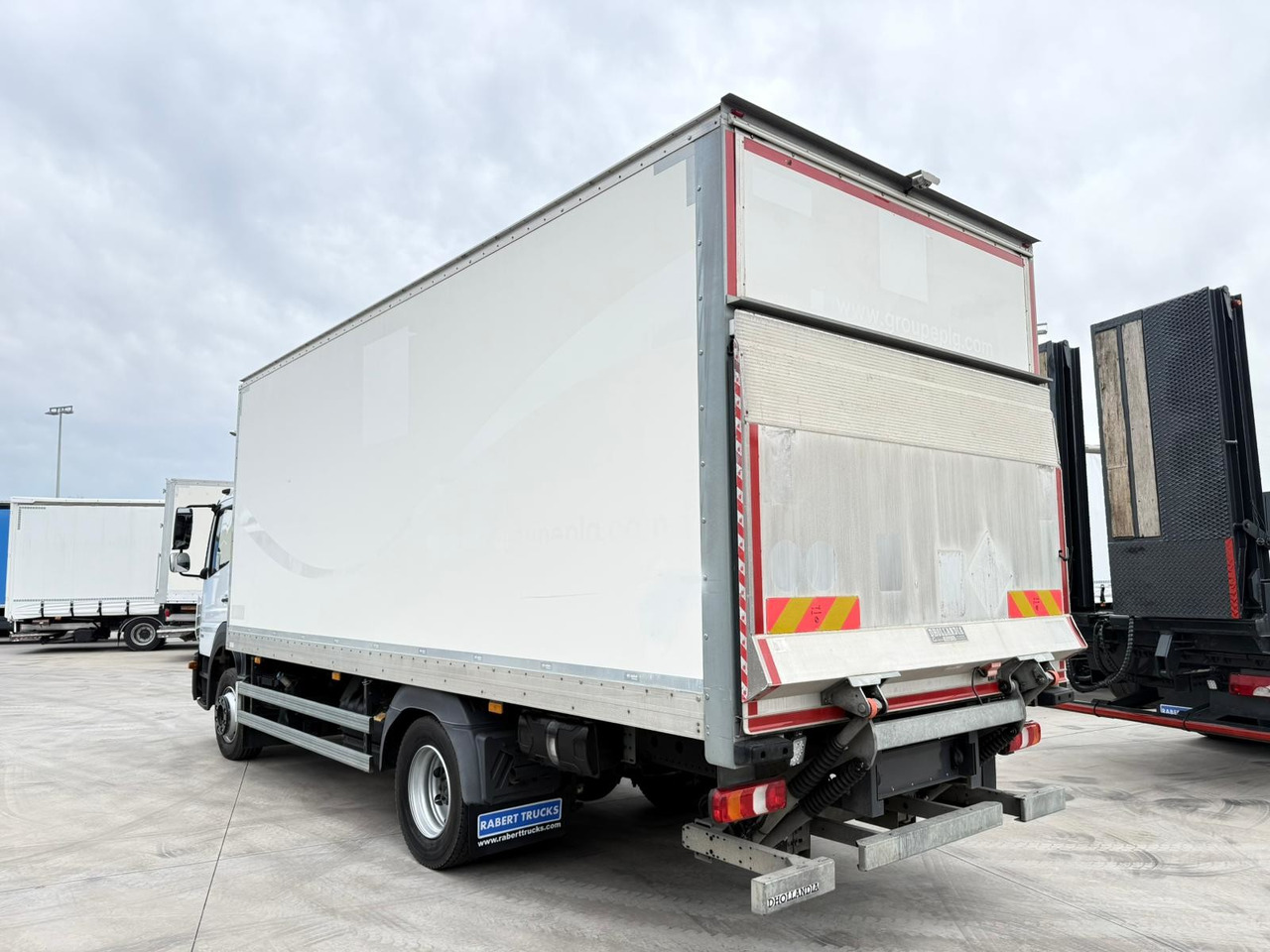 MERCEDES BENZ 12.18L Atego E6 (VAN) - Box truck: picture 4 MERCEDES BENZ 12.18L Atego E6 (VAN) - Box truck: picture 4