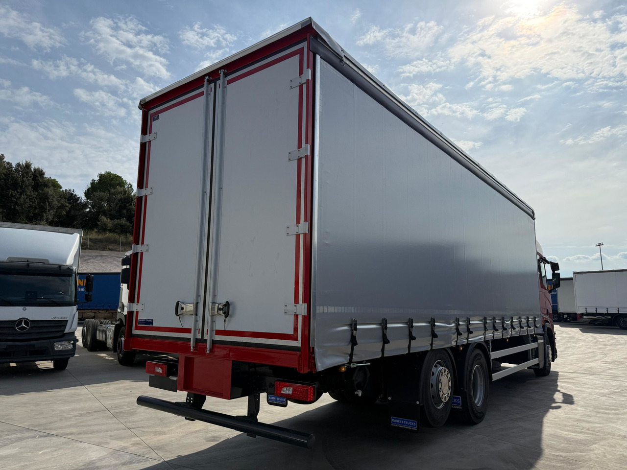 SCANIA R450 E6 (Tauliner) - Curtain side truck: picture 3 SCANIA R450 E6 (Tauliner) - Curtain side truck: picture 3