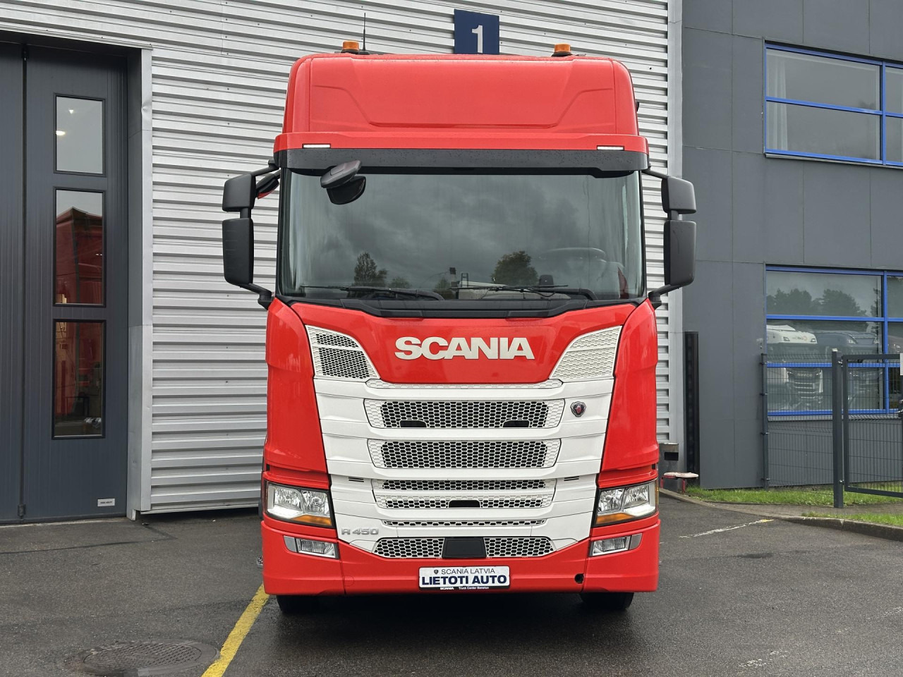 SCANIA R 450 A4x2NA - Tractor unit: picture 3 SCANIA R 450 A4x2NA - Tractor unit: picture 3