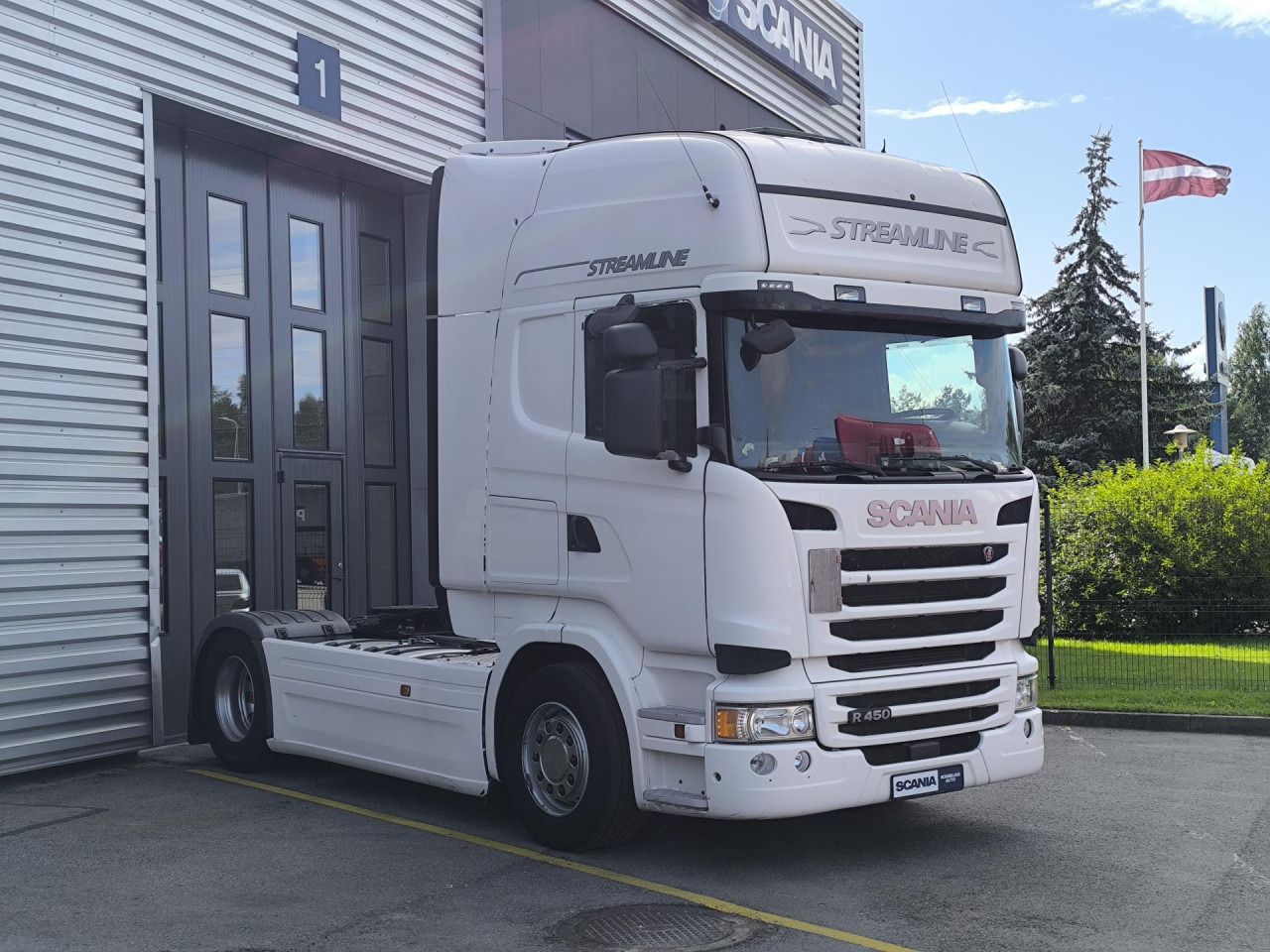 SCANIA R 450 LA4x2MNA - Tractor unit: picture 1 SCANIA R 450 LA4x2MNA - Tractor unit: picture 1